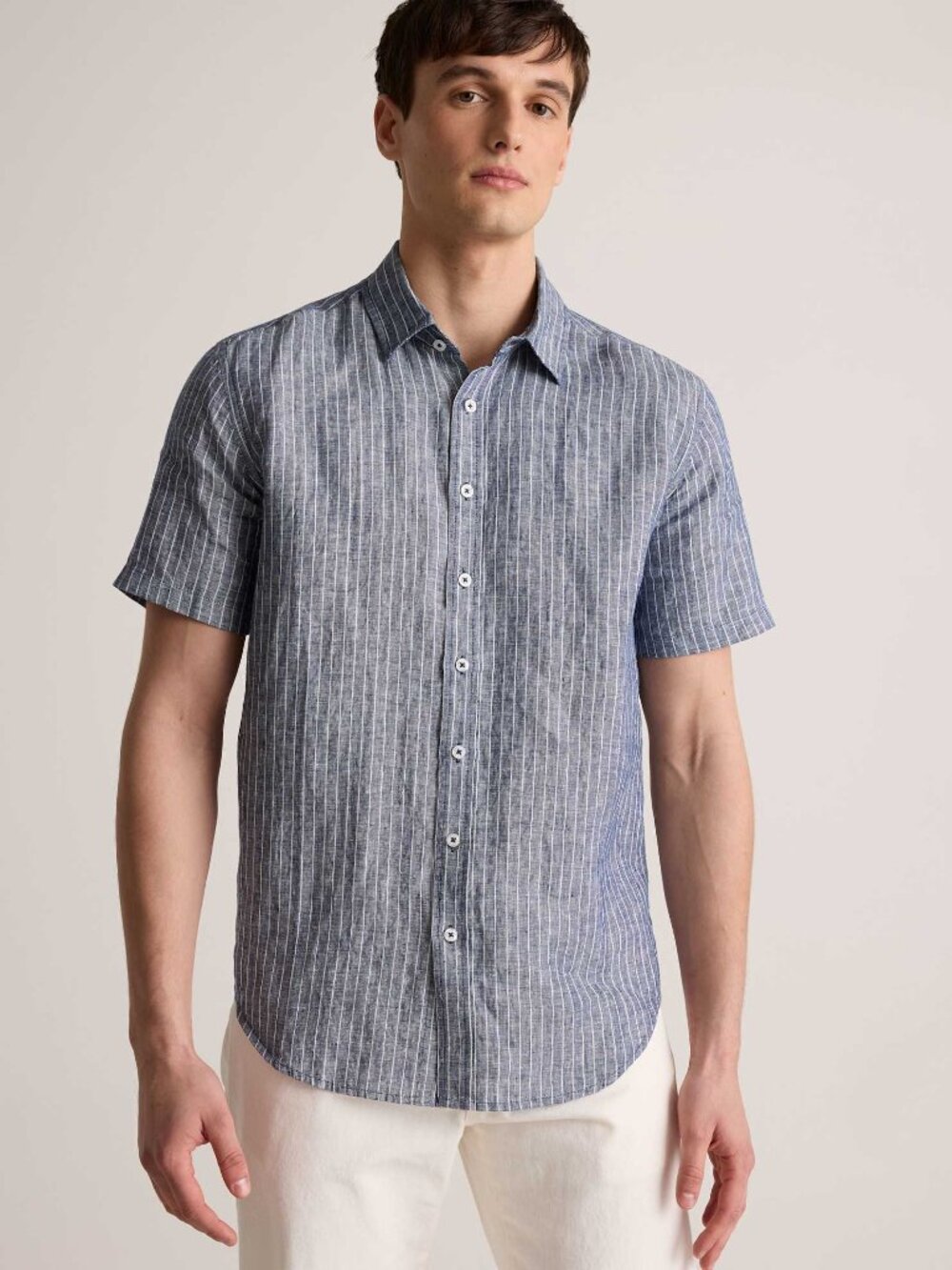 Quince 100% European Linen Relaxed Short Sleeve Shirt in Chambray Stripe L